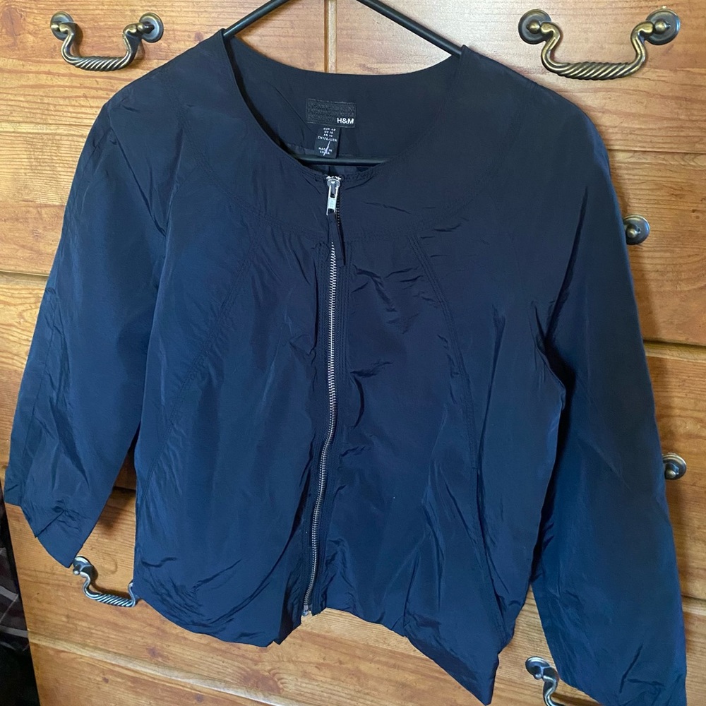 H&M 3/4 sleeve nylon zip-up jacket